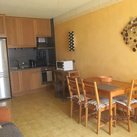 Nice 1 Bedroom With A Large Terrace